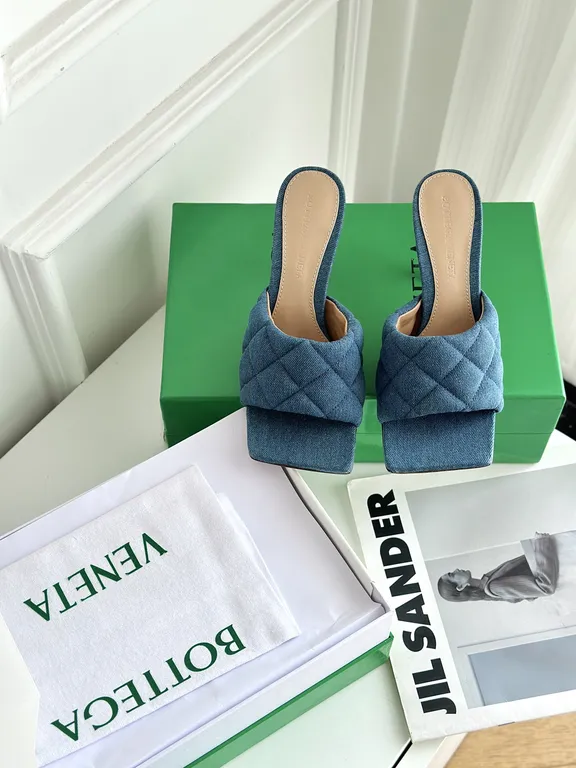 Bottega Veneta Shoe 